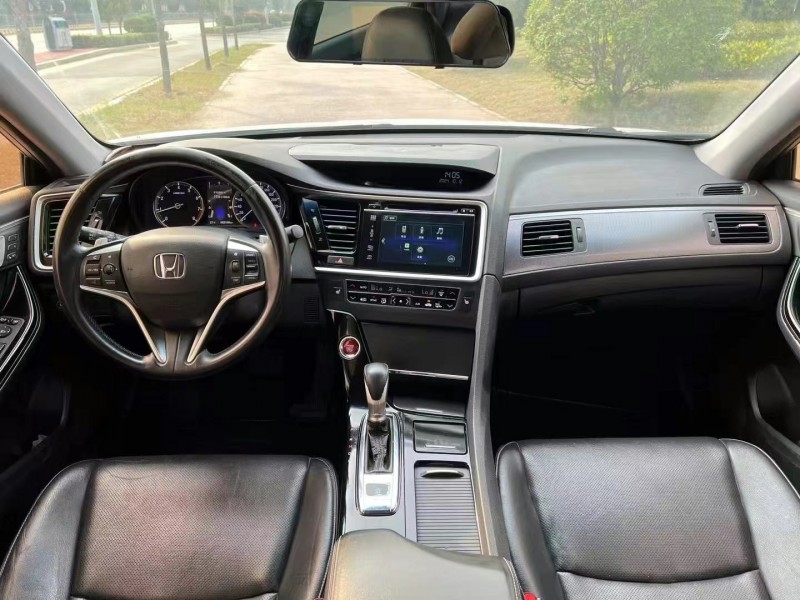 枣庄17年本田思铂睿6