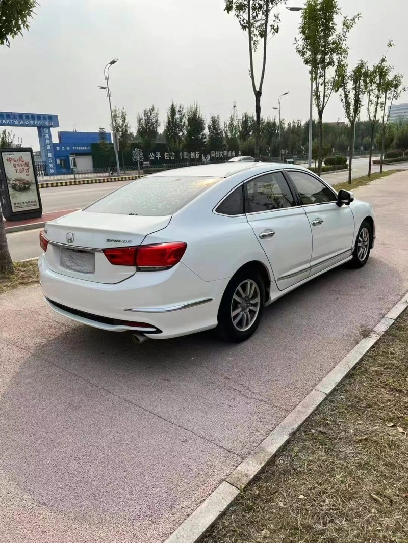 枣庄17年本田思铂睿8