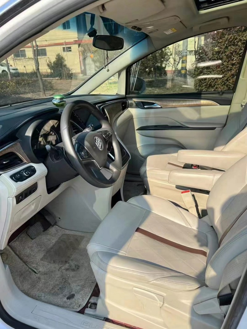 枣庄17年别克GL84