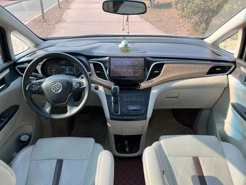 枣庄17年别克GL86