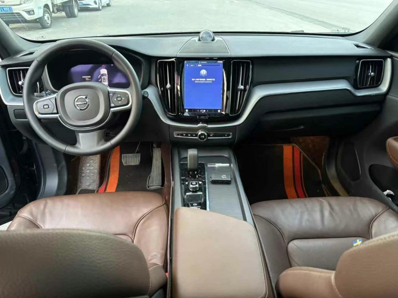 許昌23年沃爾沃XC607