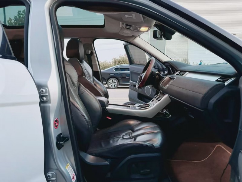 济宁13年路虎极光7