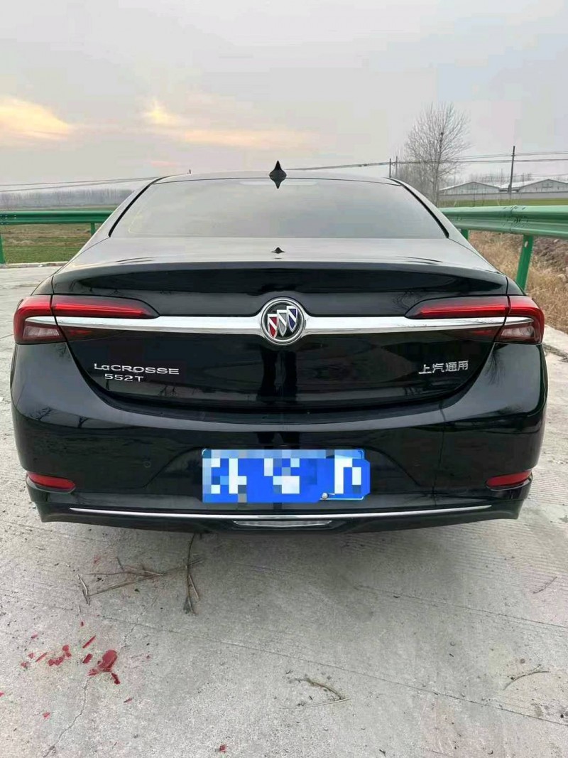 枣庄23年别克君越3