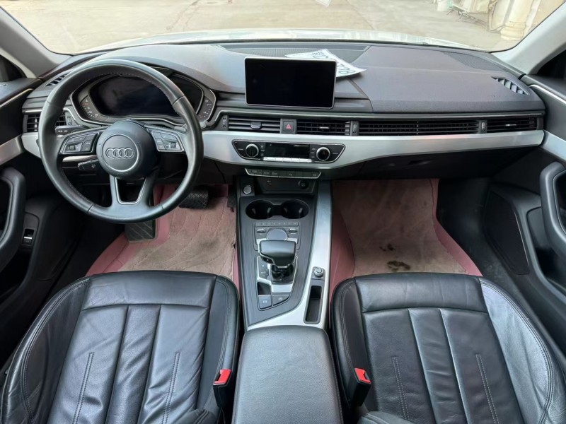 济宁18年奥迪A4L6