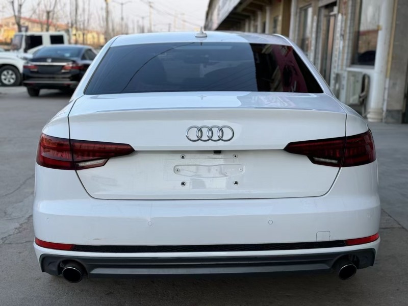 济宁18年奥迪A4L9