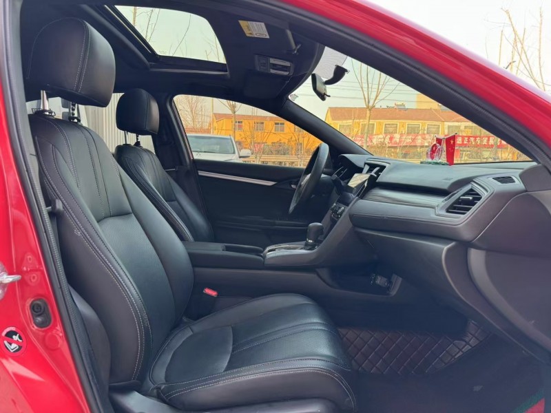 济宁22年本田思域4