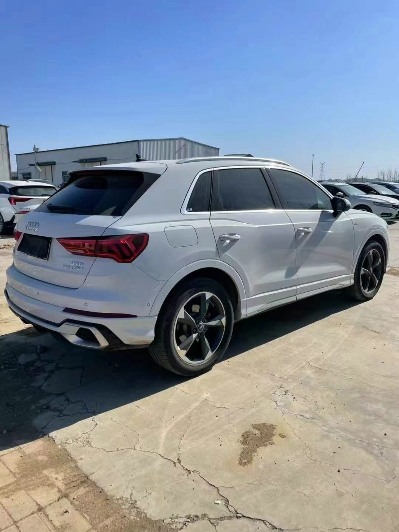 枣庄23年奥迪Q38