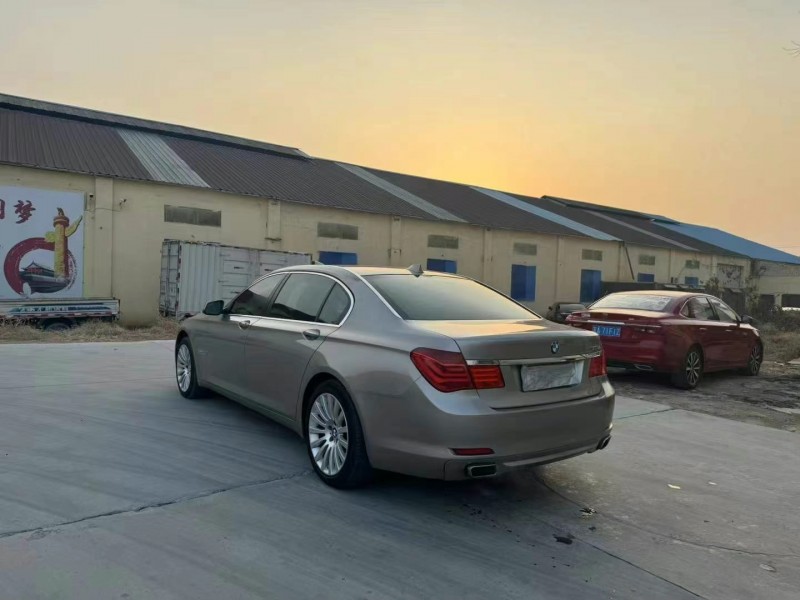 徐州13年宝马7系3