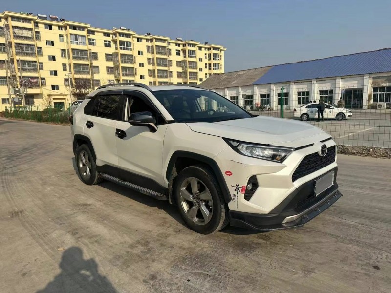 徐州22年丰田RAV4荣放2