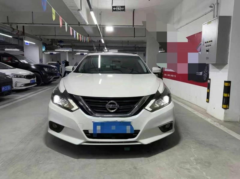 成都17年日產天籟1