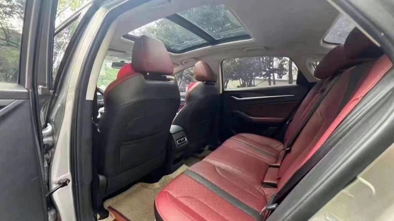 臺州21年長安汽車逸動6