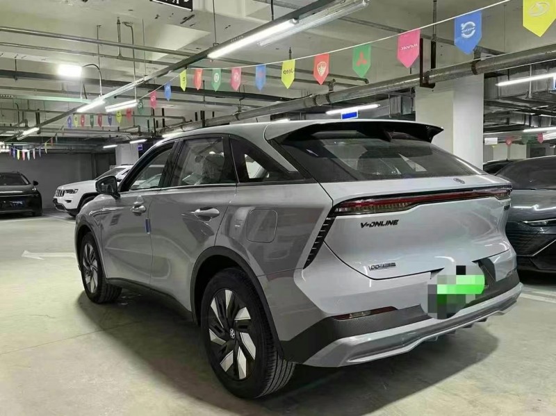 成都25年啟辰大V8