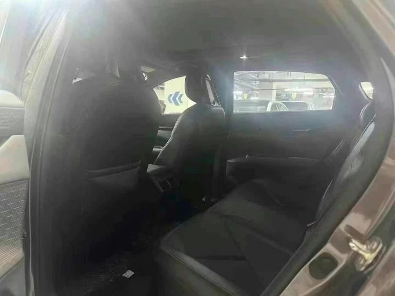 成都23年長安汽車UNI9