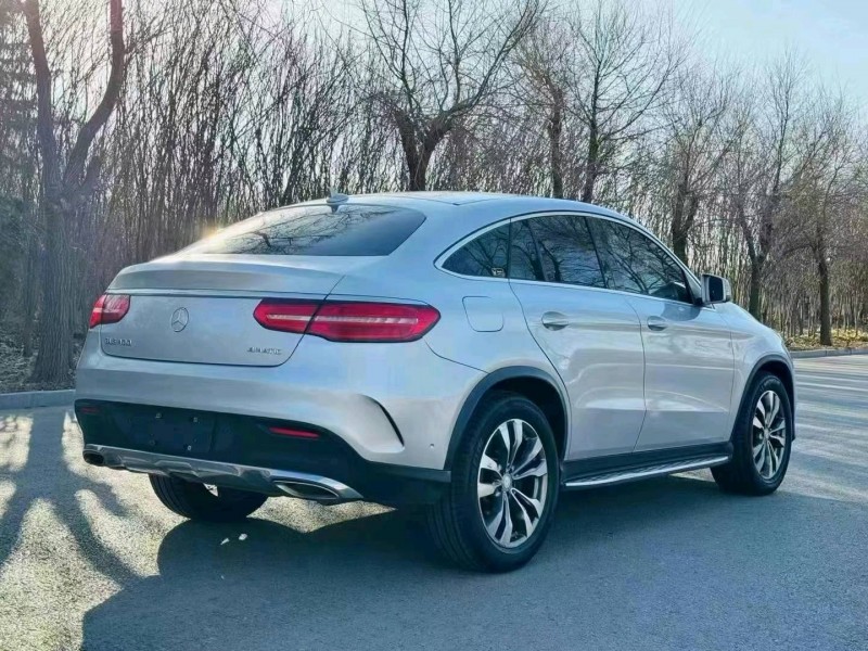 青岛16年奔驰GLE5