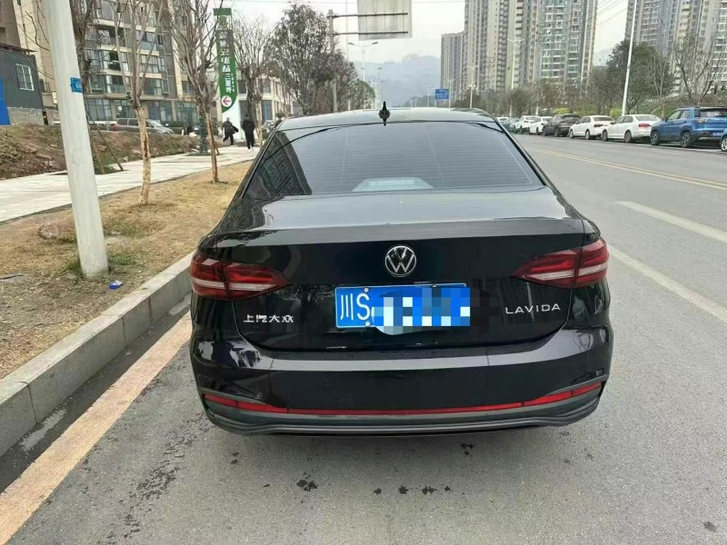 成都23年大眾朗逸5