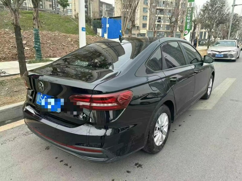 成都23年大眾朗逸6