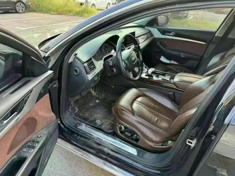 菏泽15年奥迪A8L5