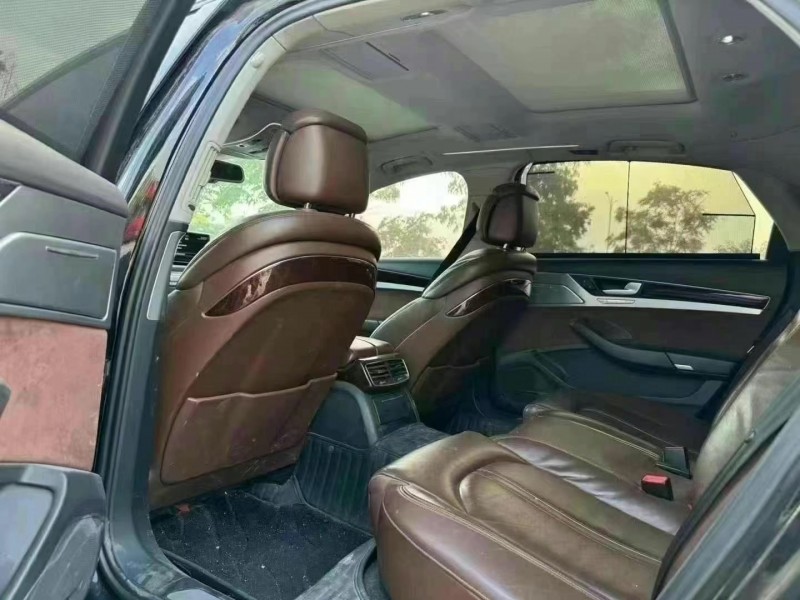 菏泽15年奥迪A8L6