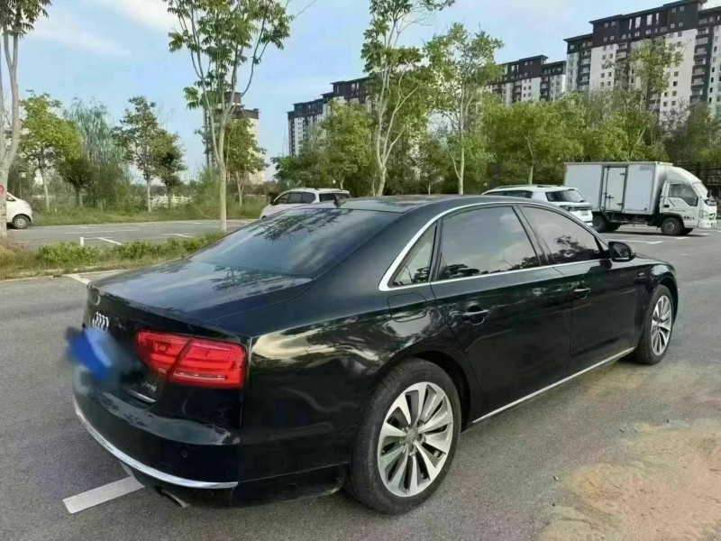 菏泽15年奥迪A8L7