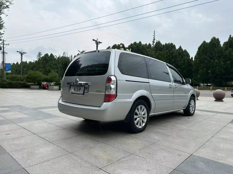 枣庄15年别克GL88