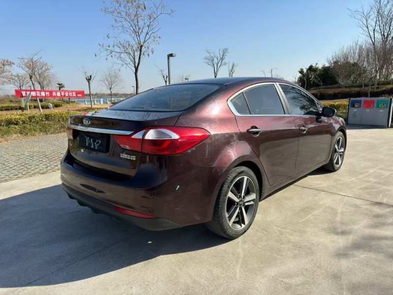鹽城18年起亞K35