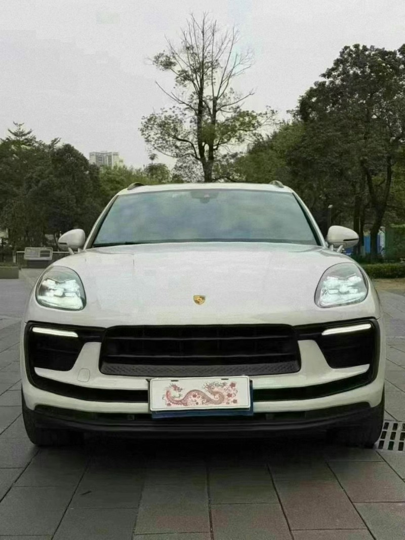 佛山22年保時捷Macan1