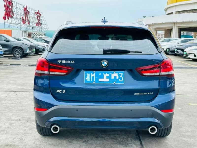 东莞20年宝马X17