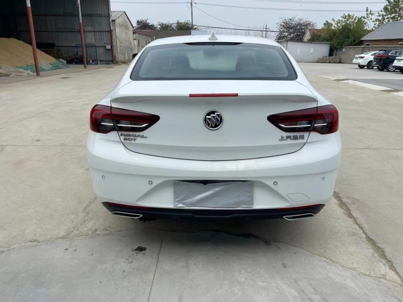 徐州19年别克君威9