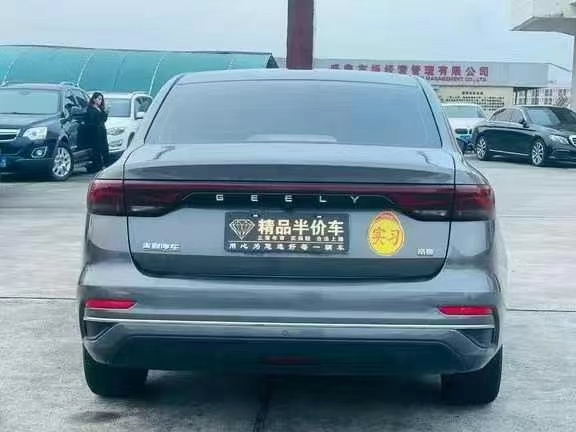 东莞23年吉利帝豪8
