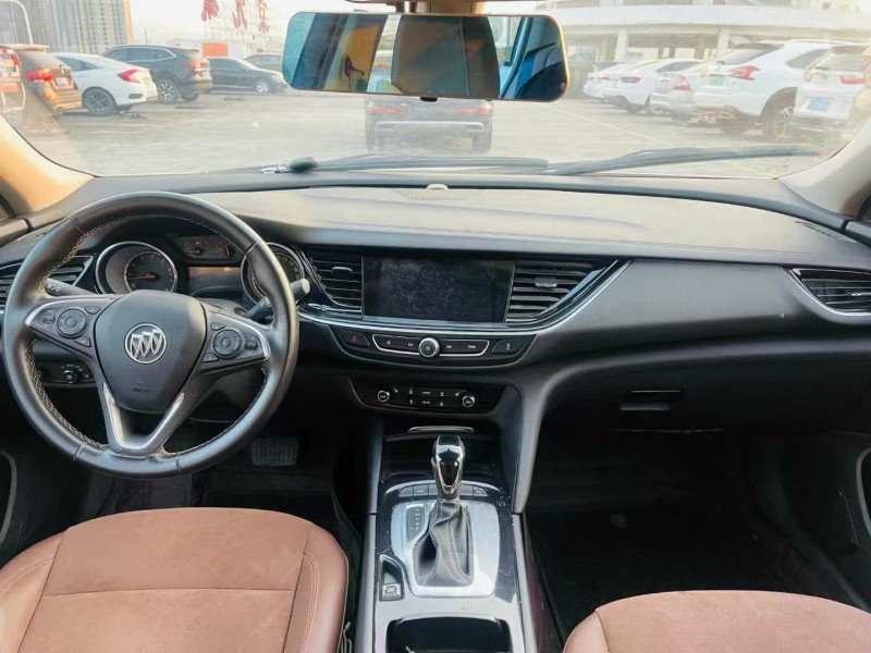 广州18年别克君威6