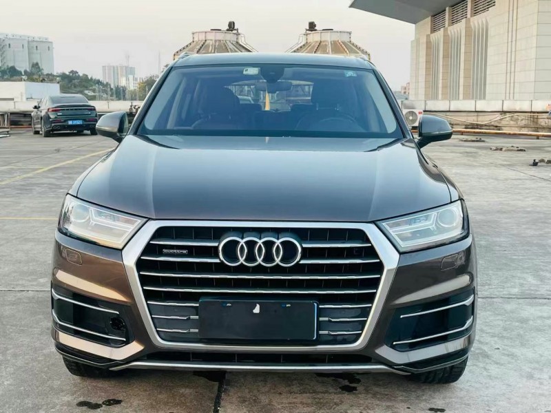 东莞17年奥迪Q71