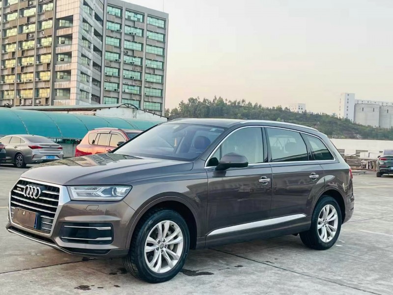 东莞17年奥迪Q72