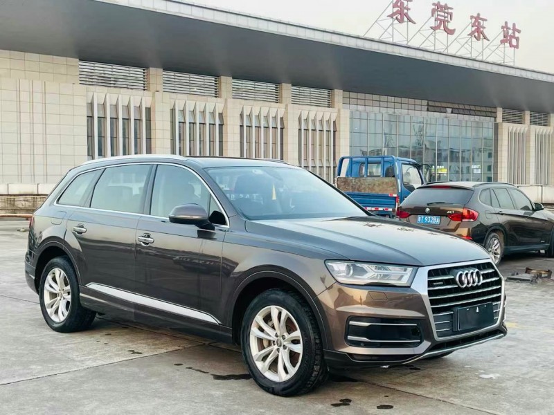 东莞17年奥迪Q73