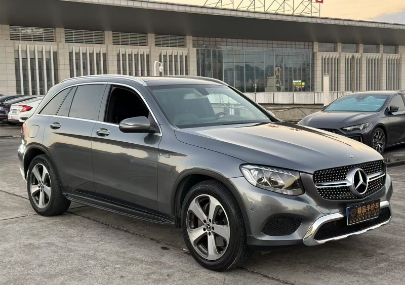 东莞19年奔驰GLC2