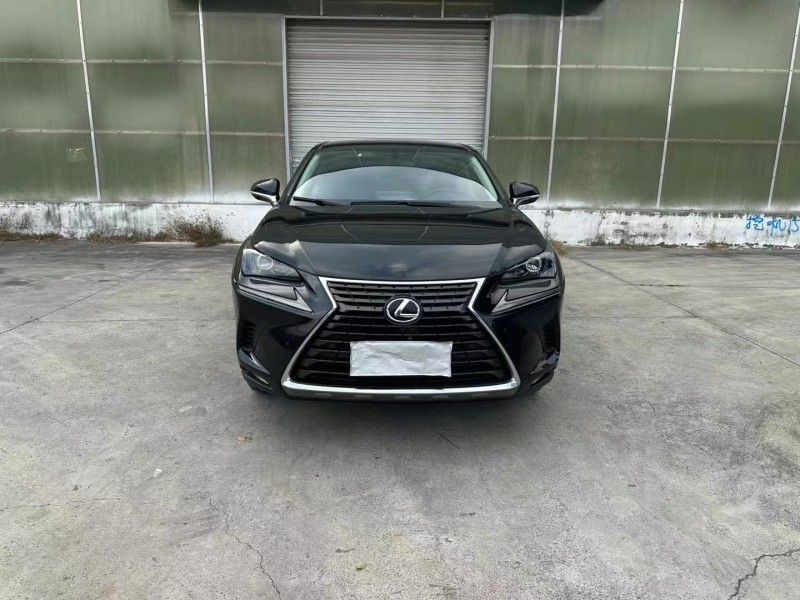 徐州20年雷克萨斯NX1