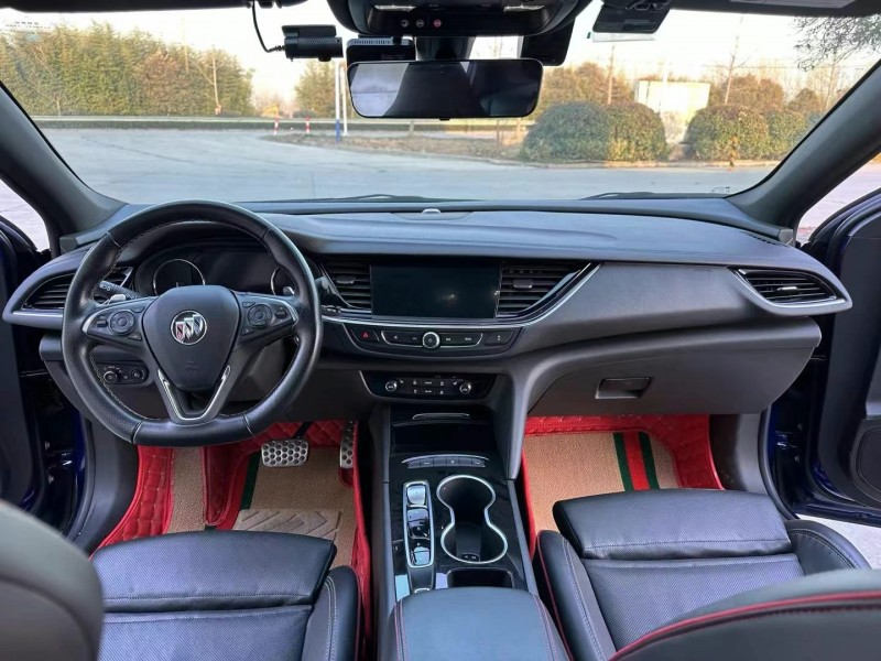 徐州22年别克君威5