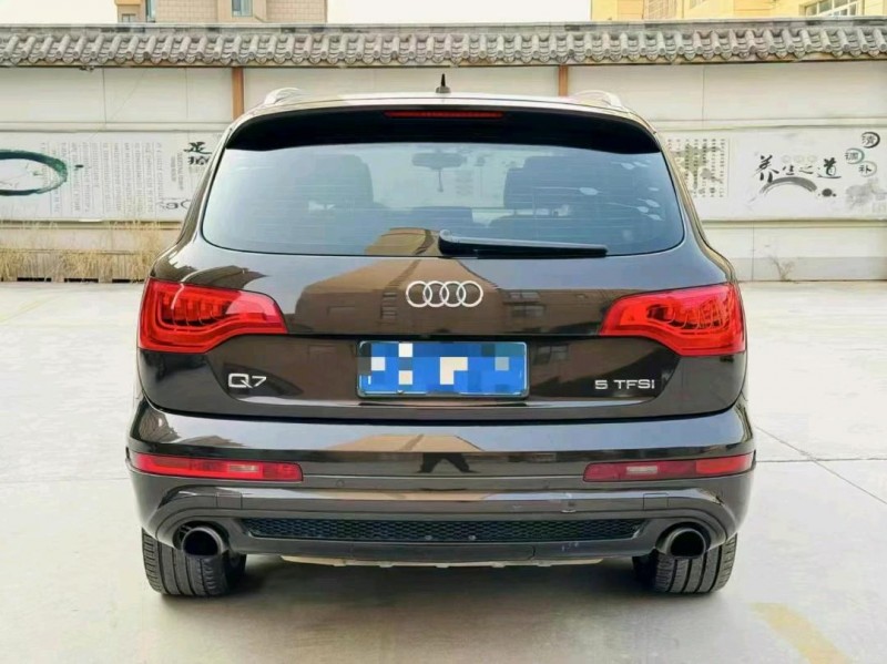 济宁14年奥迪Q44