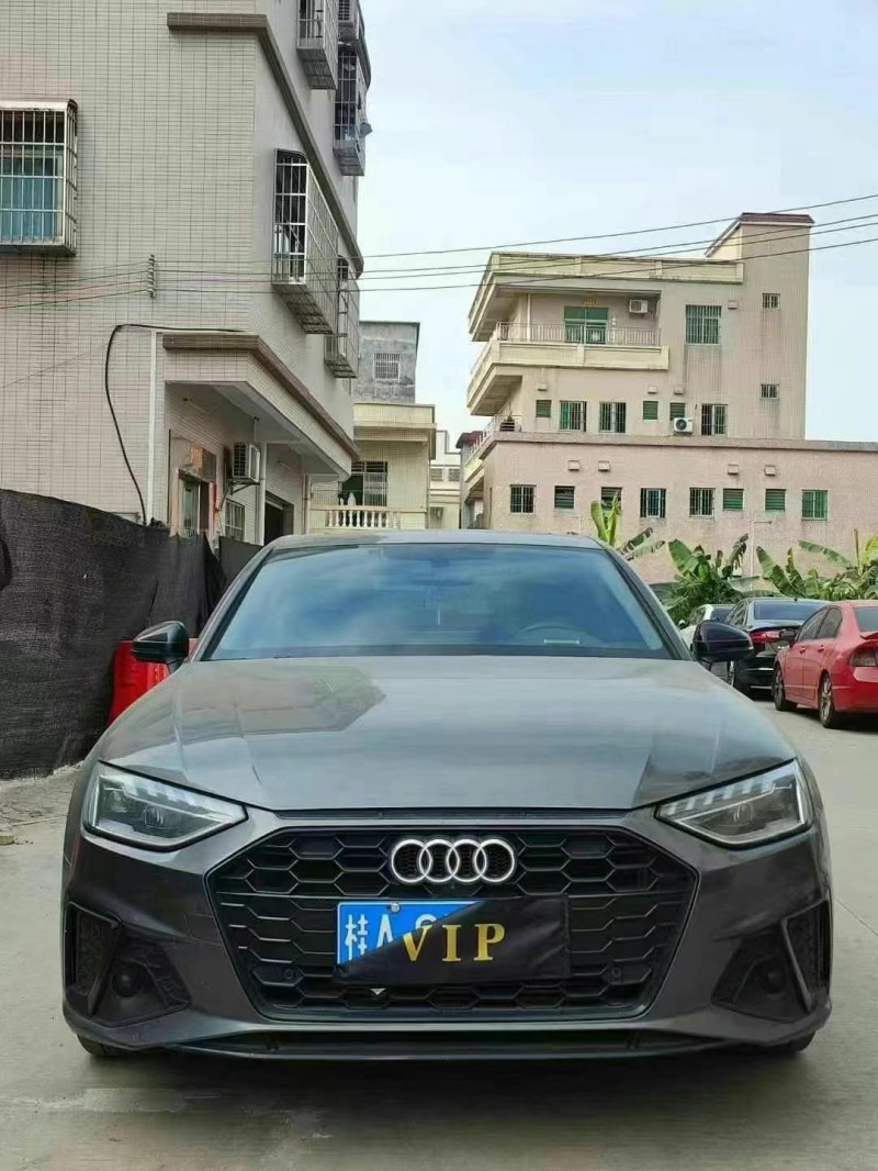 中山22年奧迪A4L1