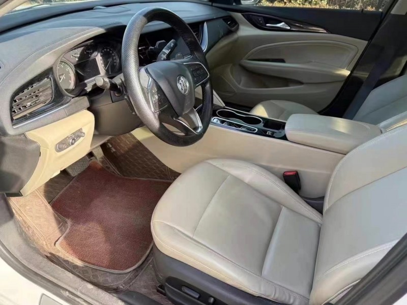 枣庄22年别克君威6