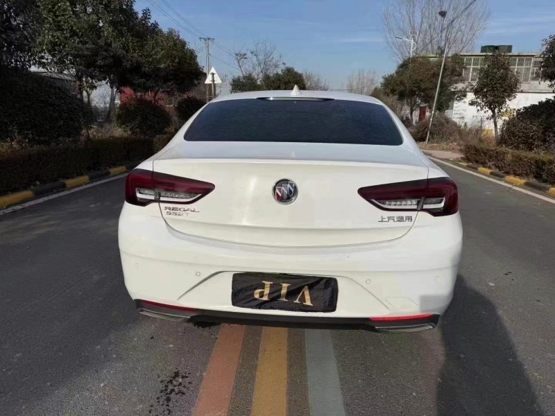 枣庄22年别克君威9