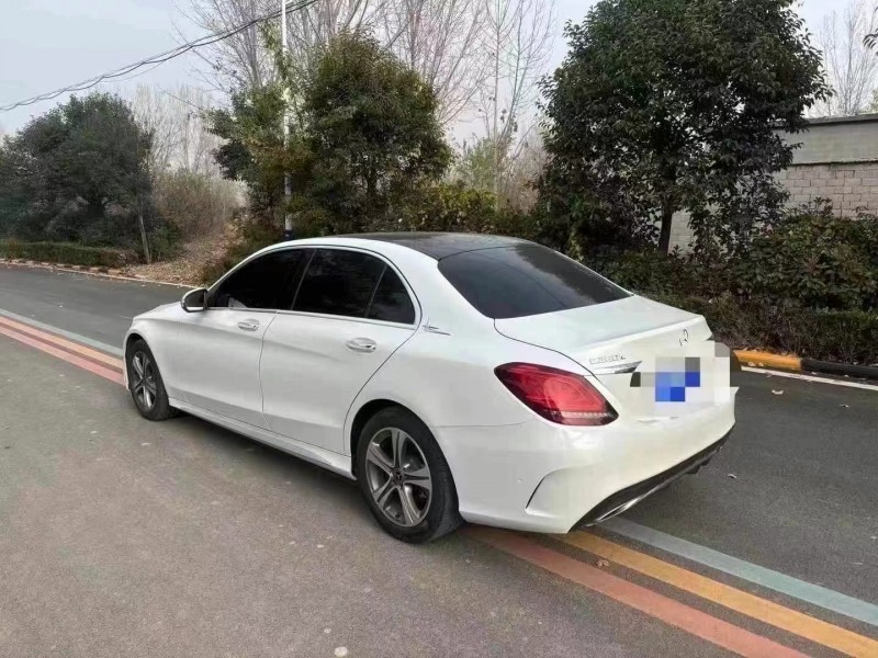 枣庄19年奔驰C8