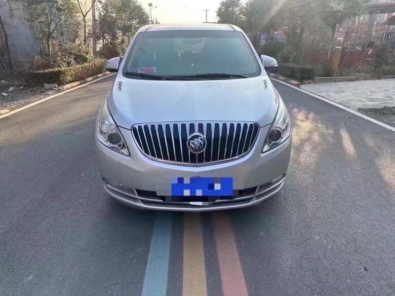 枣庄13年别克GL81