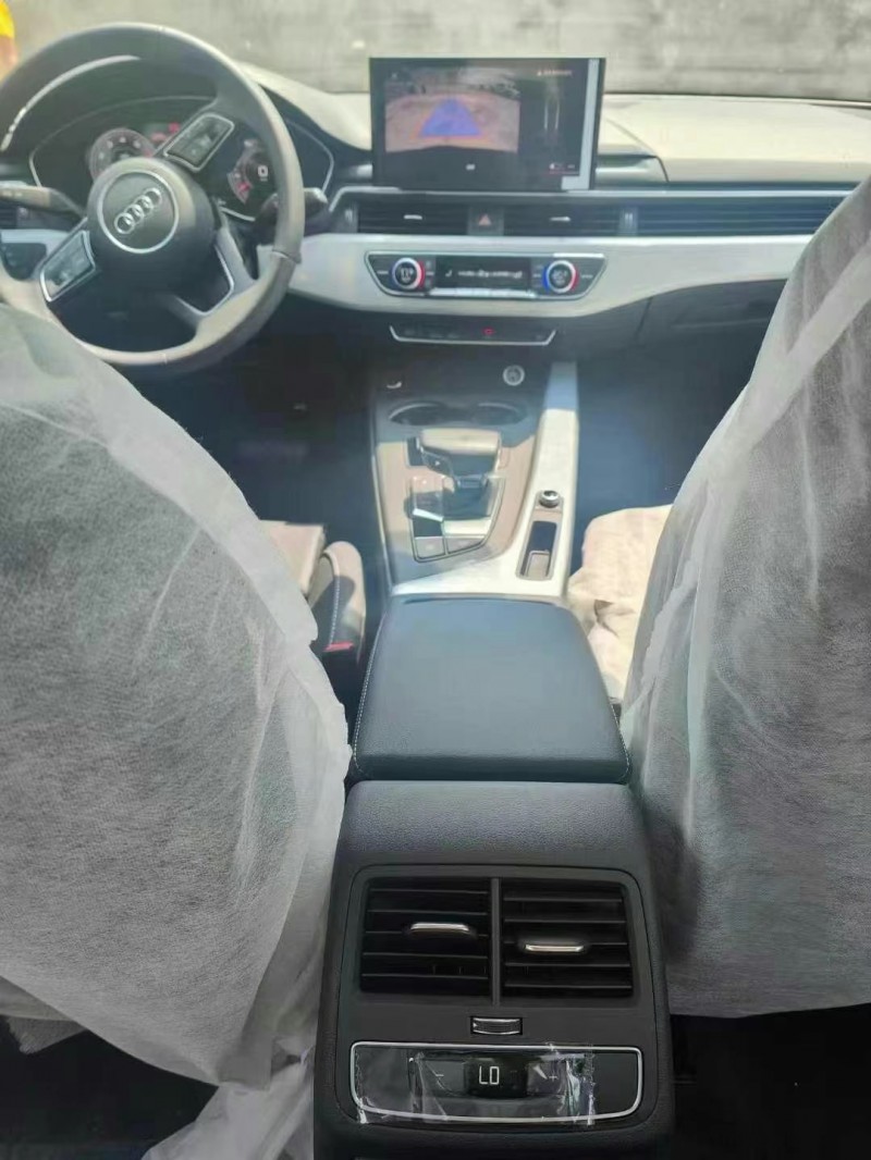 武汉23年奥迪A4L5