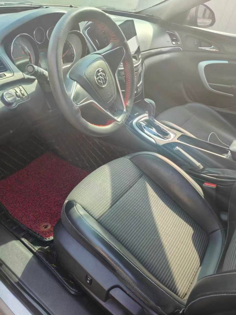 武汉15年别克君威6