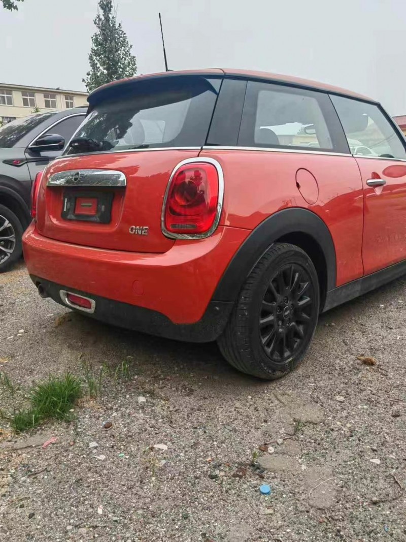 青島19年MINIONE8