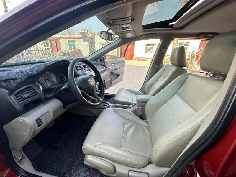 徐州12年本田锋范4