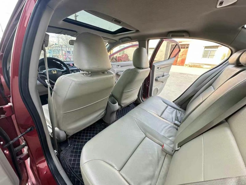 徐州12年本田锋范5