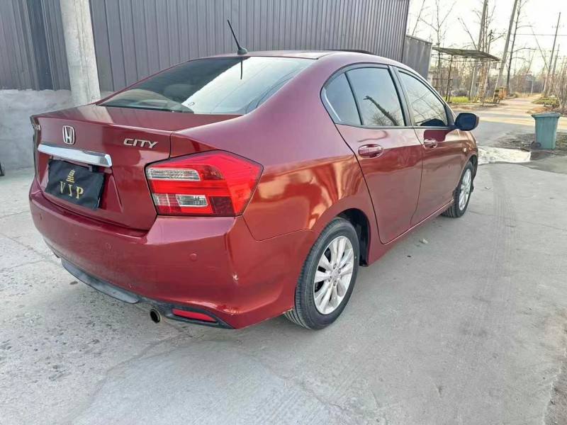 徐州12年本田锋范7