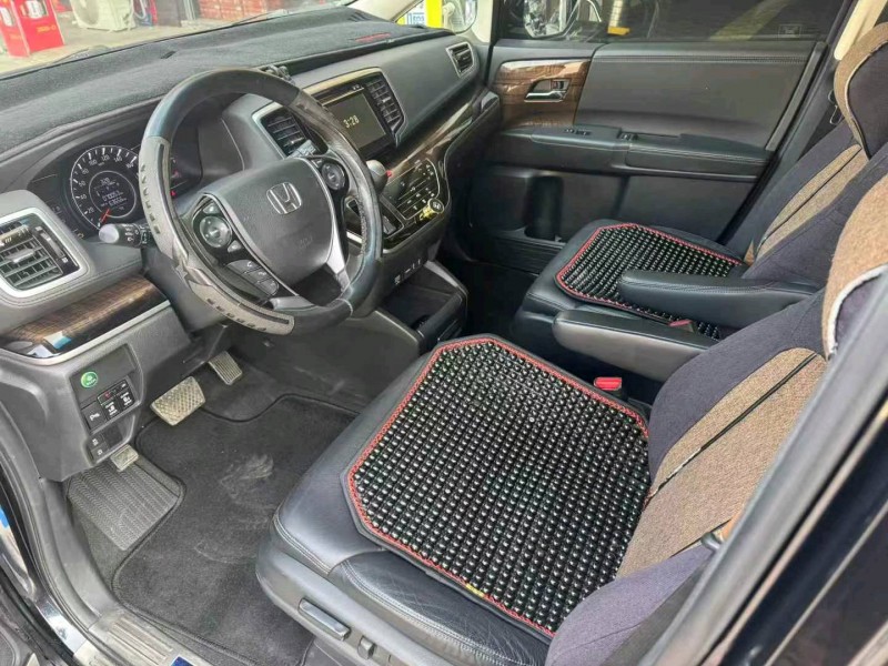 武汉16年本田奥德赛3