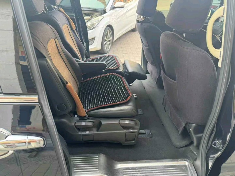 武汉16年本田奥德赛4